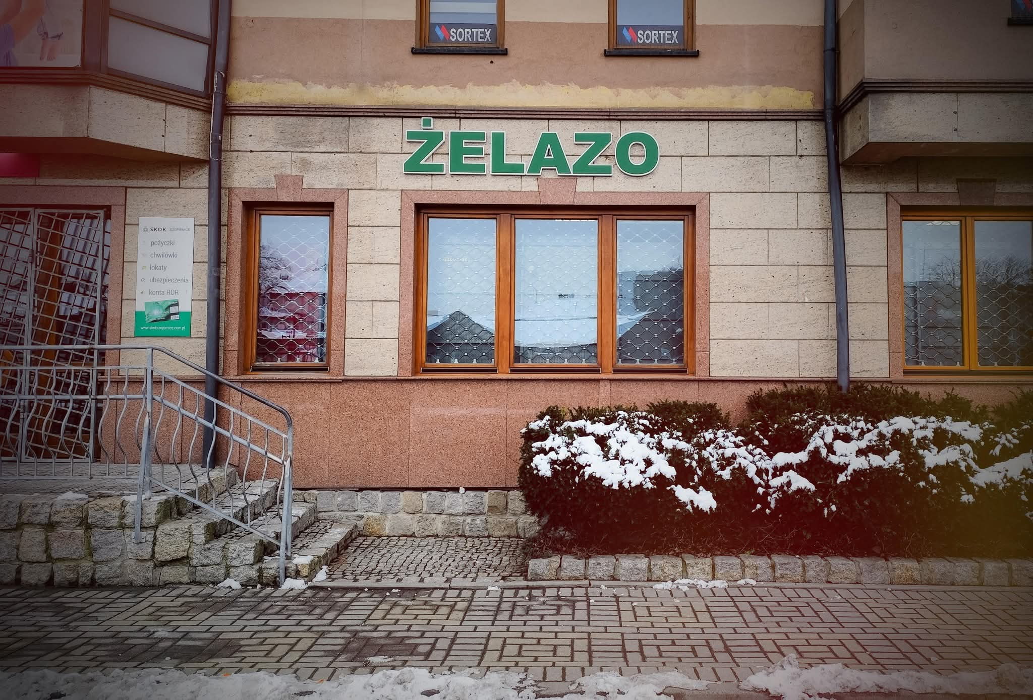 Fasada sklepu Żelazo